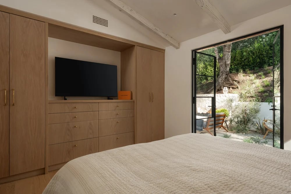 159 Loureyro Road, property photograph 33