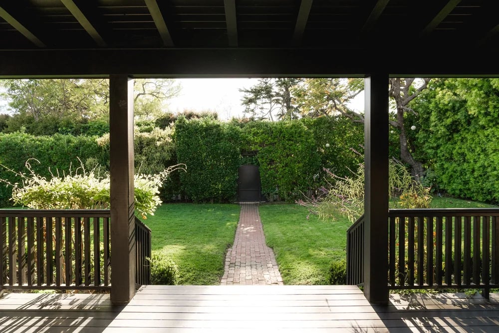 250 S Chadbourne Avenue, property photograph 10