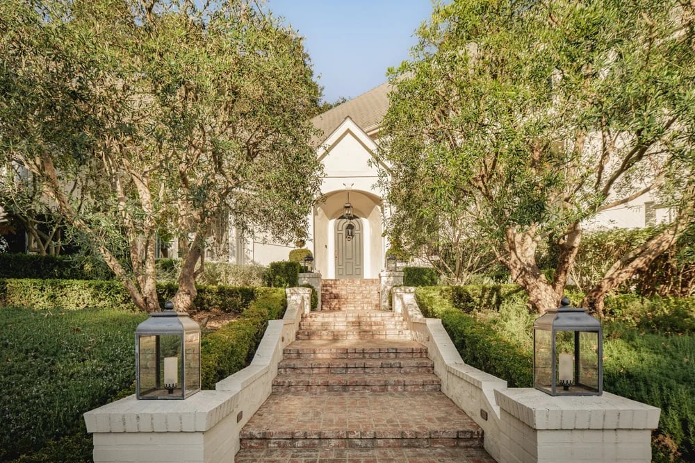 786 Hot Springs Road, property photograph 12