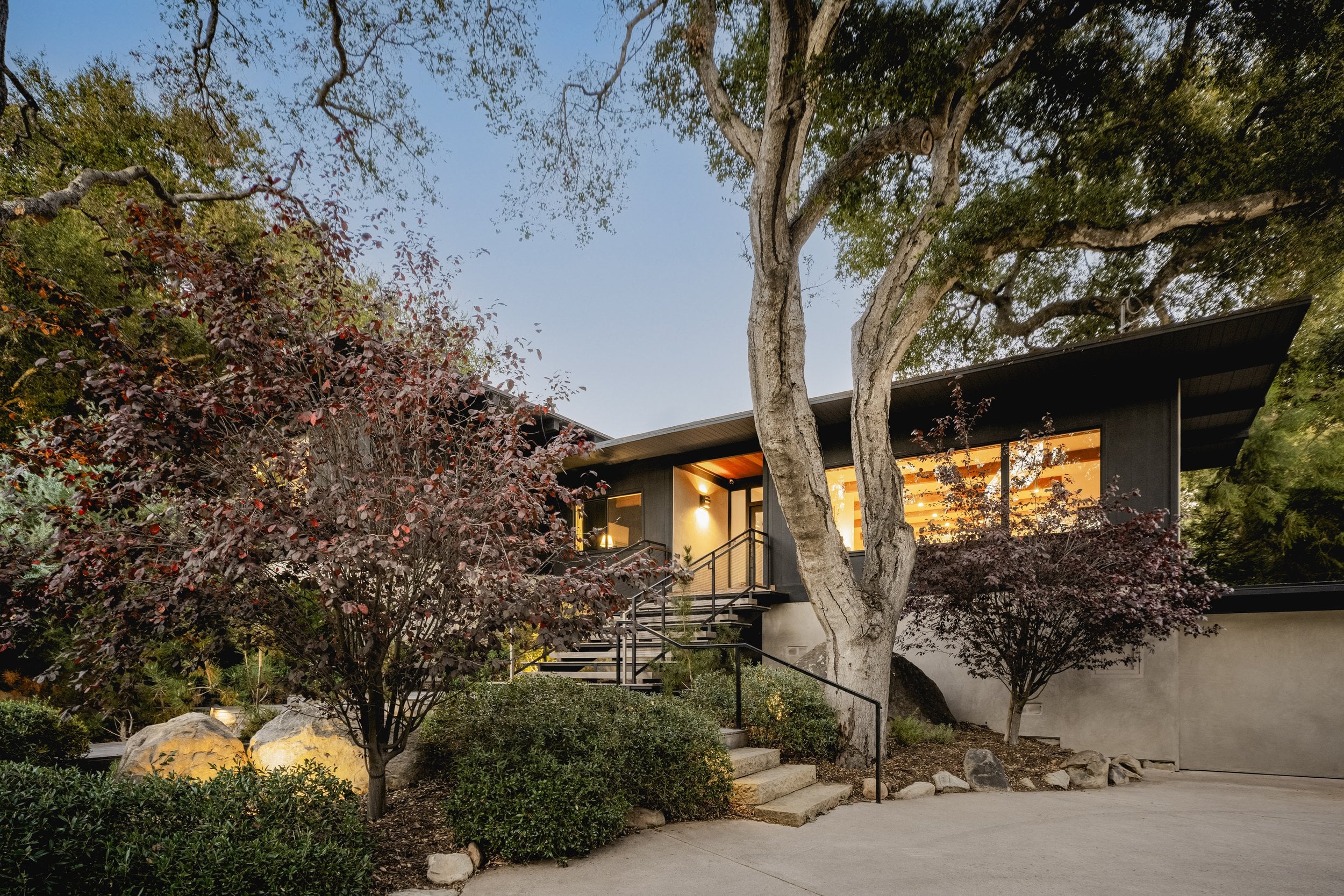 Ladera Lane, property photograph 1