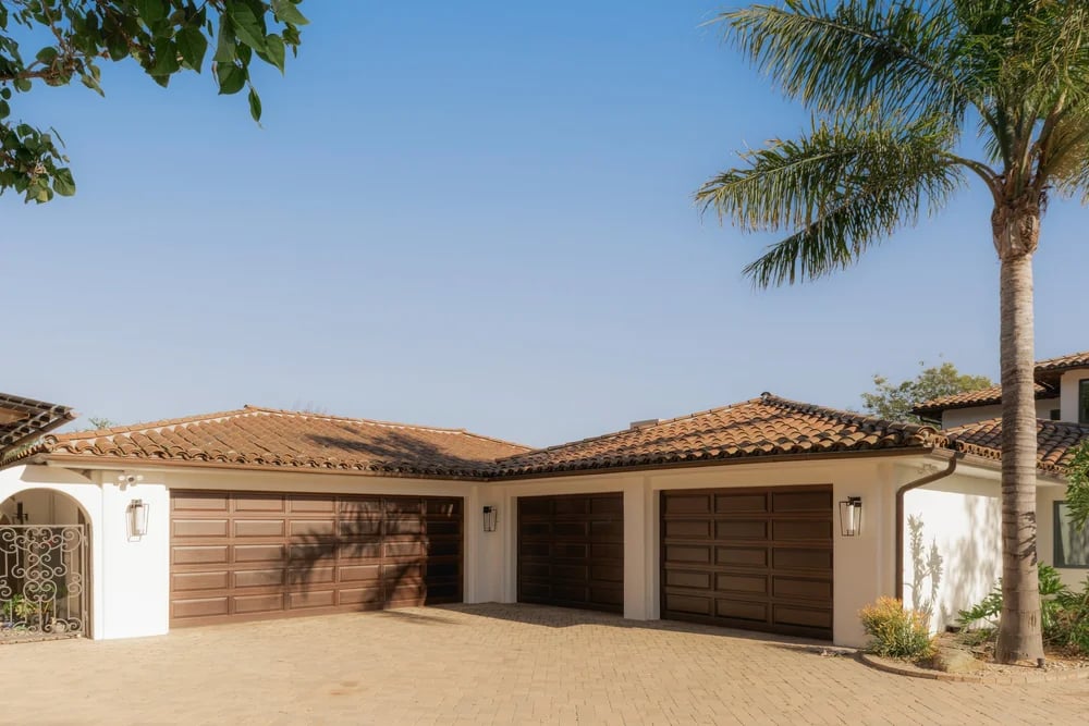 Mission Canyon Road, property photograph 10